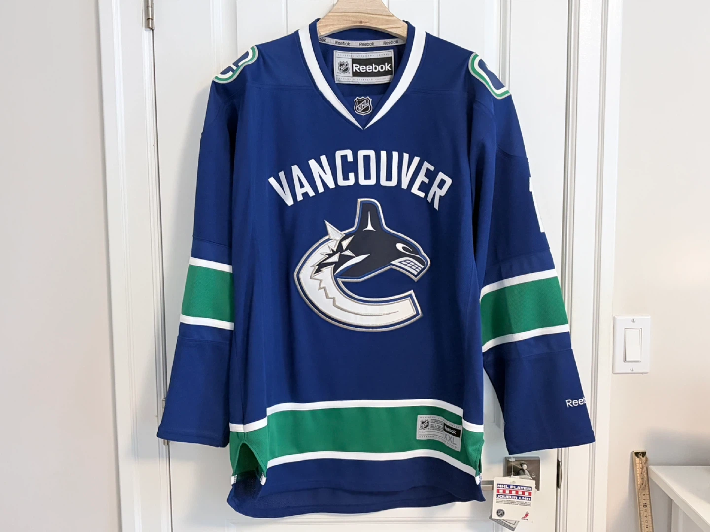 BNWT Authentic Reebok Canucks Roberto Luongo Jersey XXL - photo 4