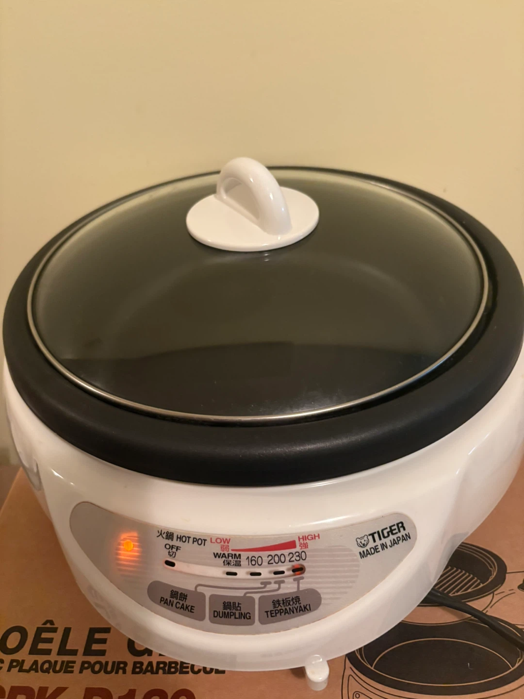 Tiger Grill Pan & Hot Pot 2 way Electric Skillet CPK-D130 - photo 3