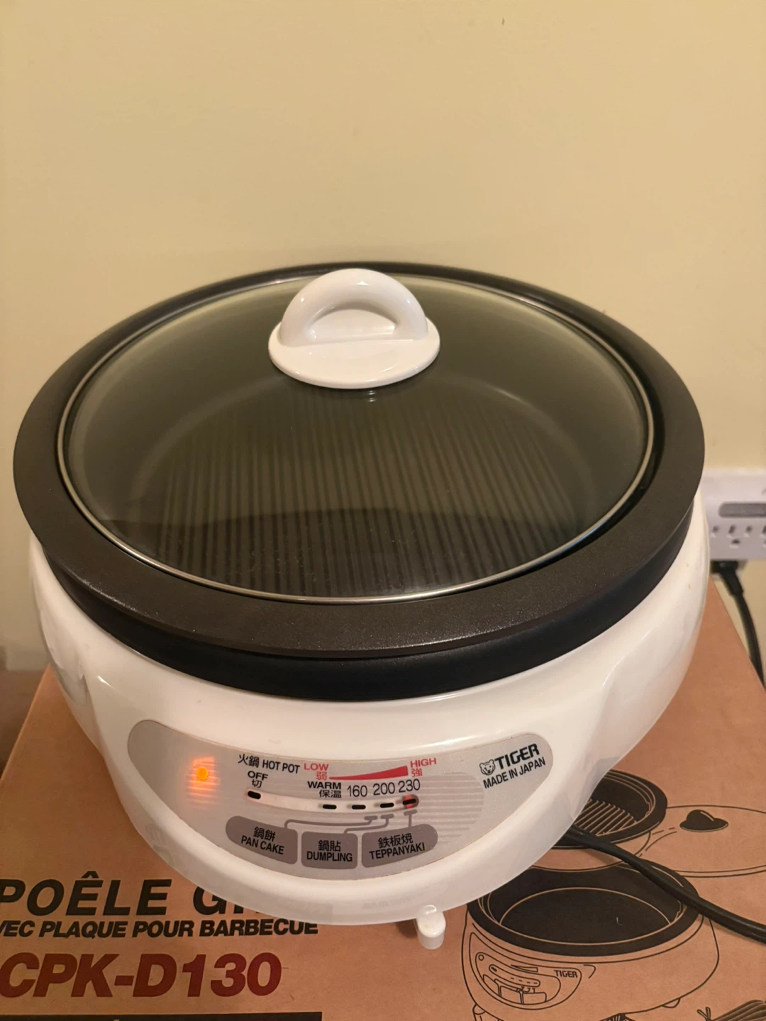 Tiger Grill Pan & Hot Pot 2 way Electric Skillet CPK-D130 - photo 2