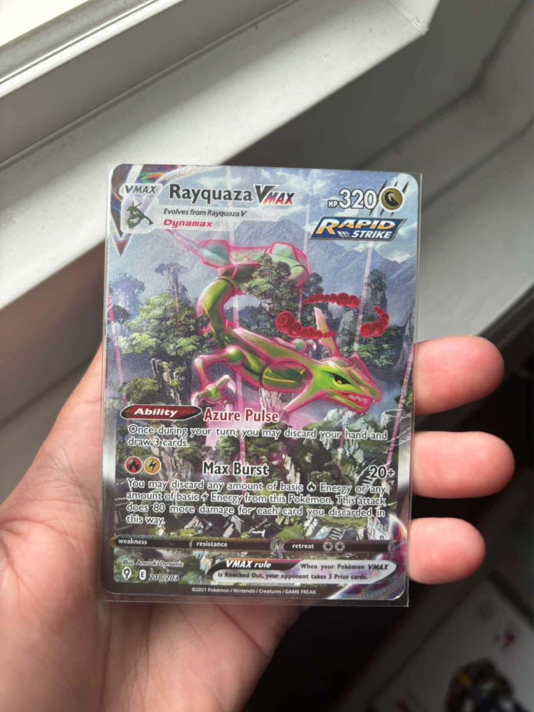 Pokemon Rayquaza alt art VMAX Trading Card
