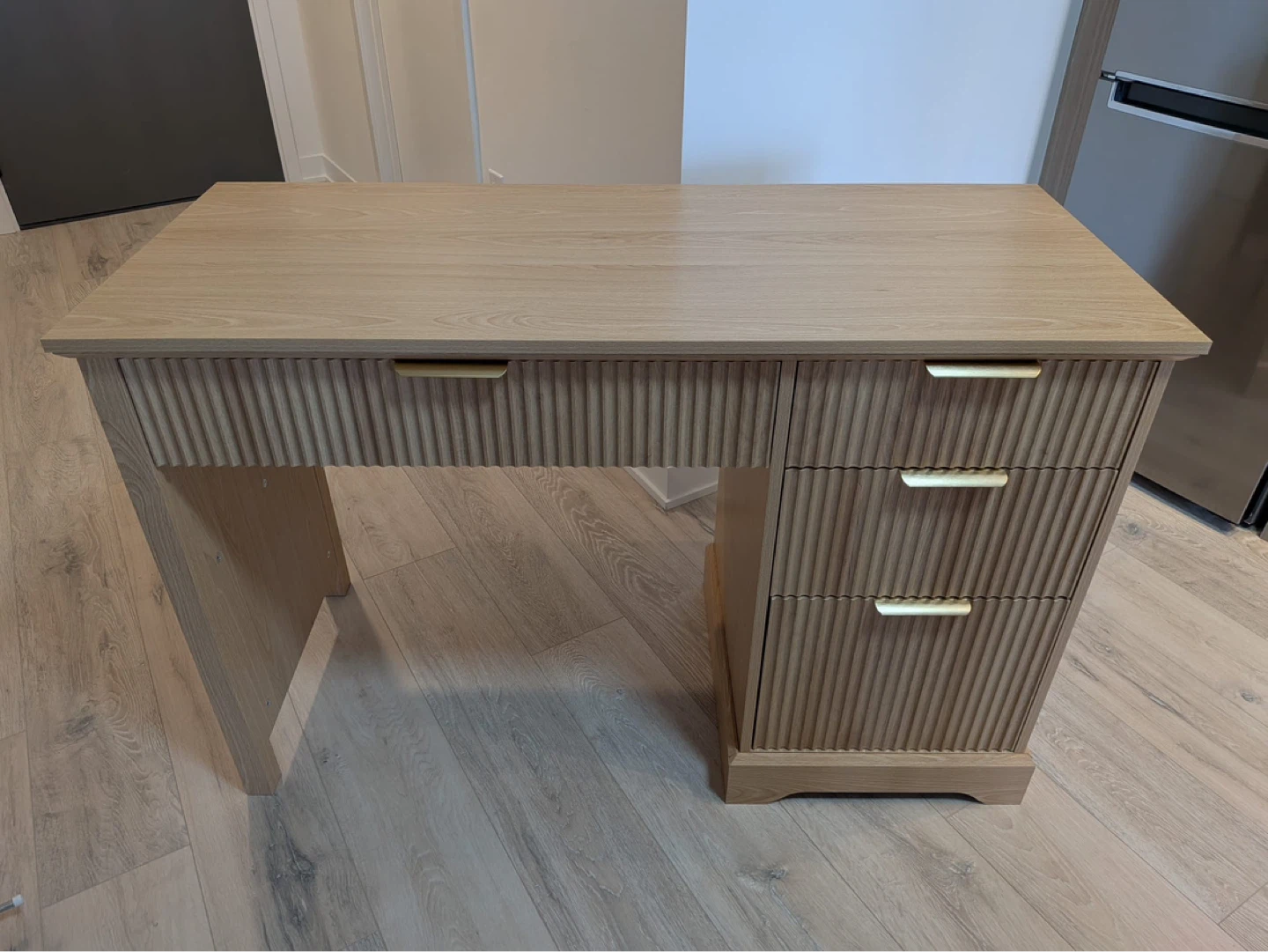 BonVache Fluted Executive Desk - photo 5