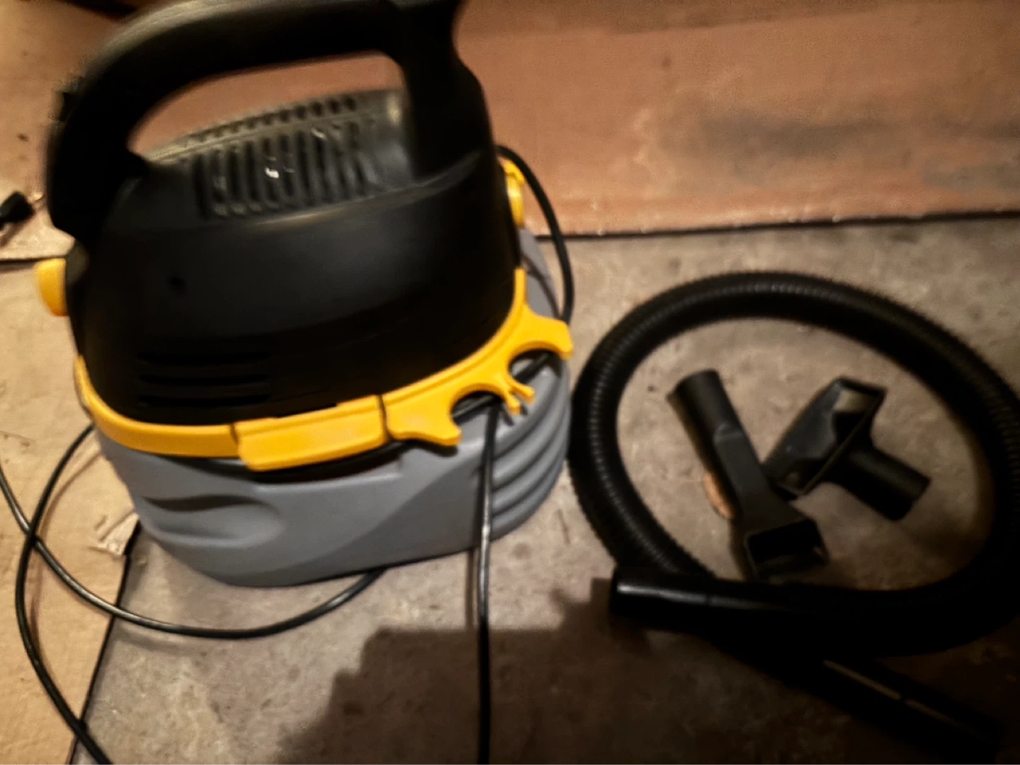 Stinger WD2025 2.5 Gal Wet/Dry Vacuum - photo 2