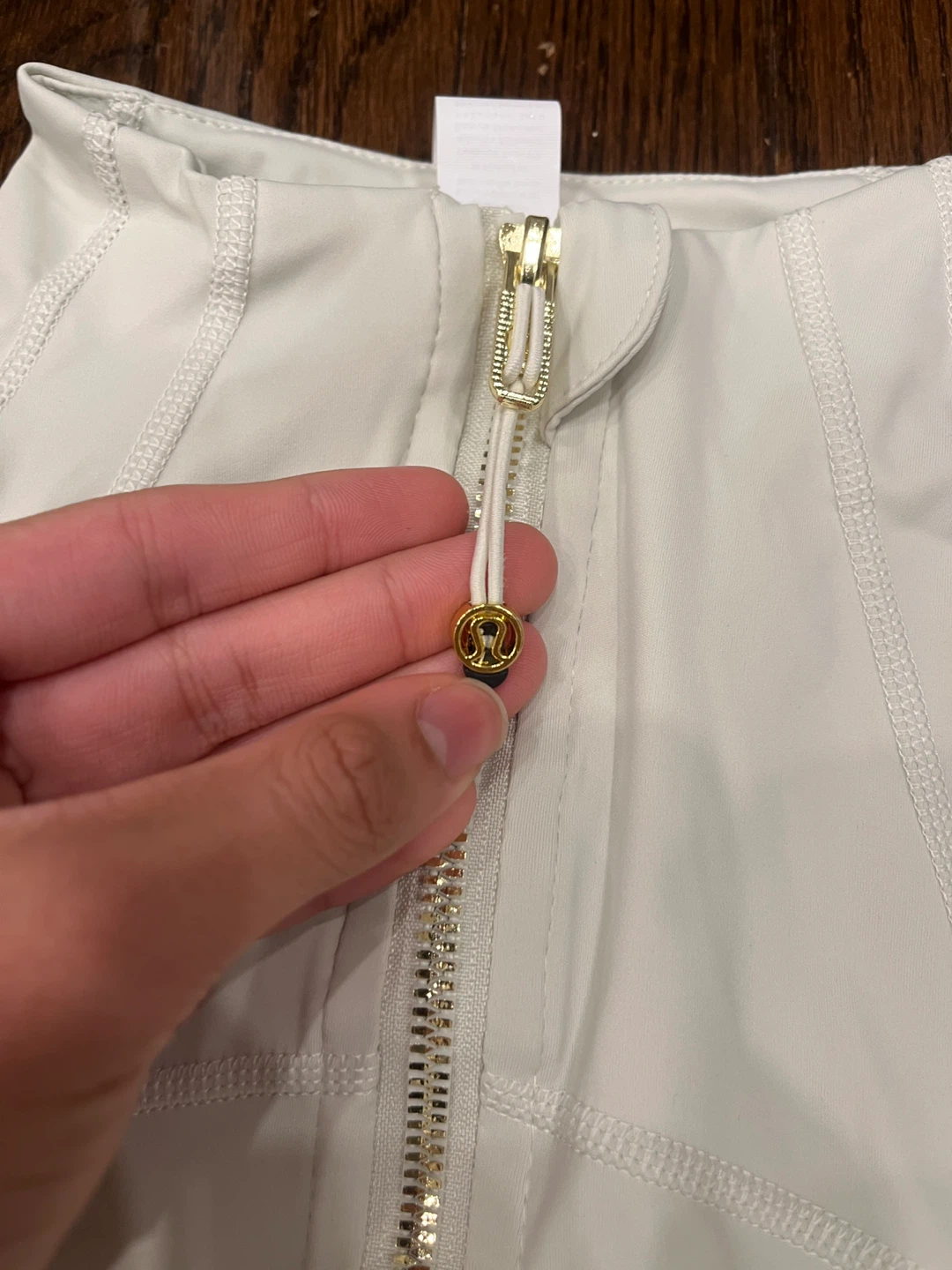Lululemon White and Gold Luon Define Jacket/Leggings Size 6 - photo 3