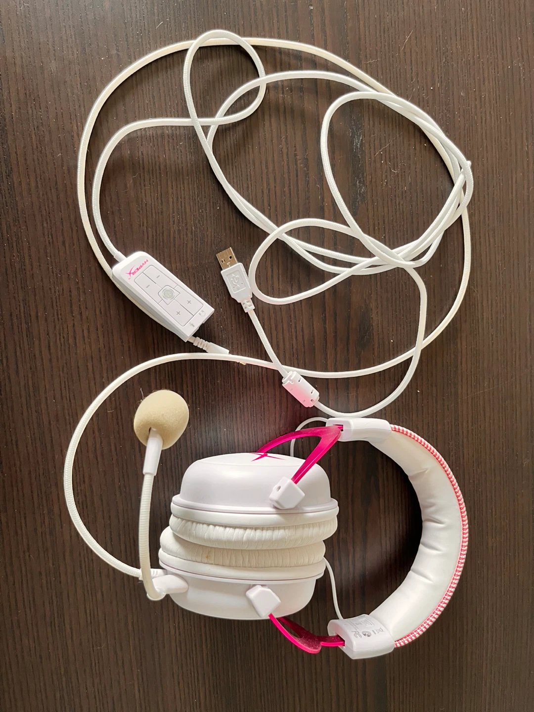White/Pink HyperX Cloud Stinger Gaming Headset with Mic
