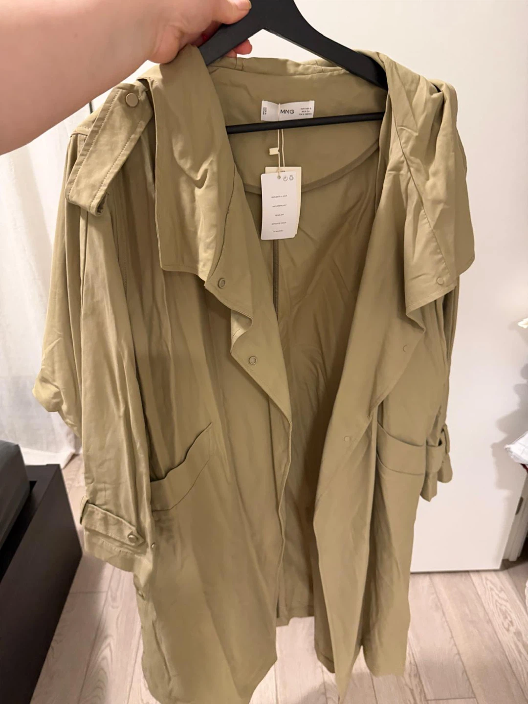 MNG Beige Trench Coat Size S fits and Medium - photo 5