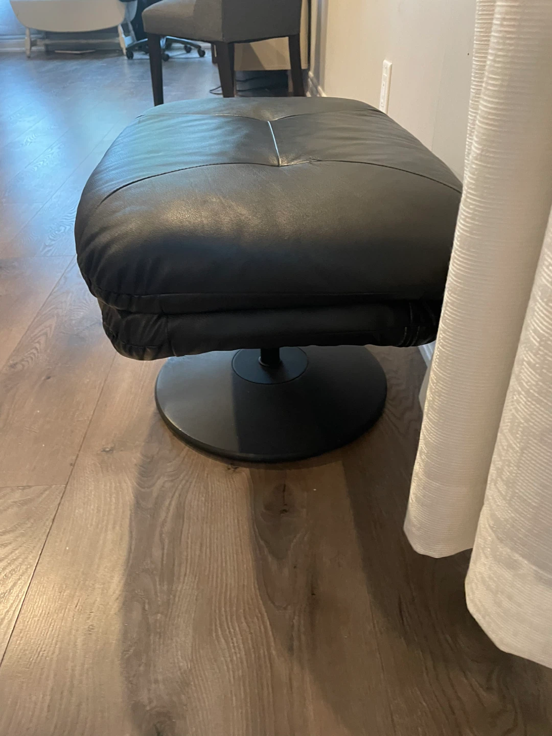 Black Leather Swivel Ottoman Footrest - photo 5