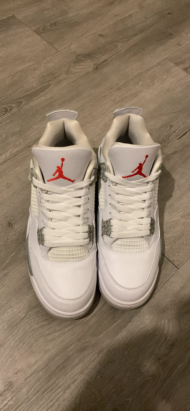 Jordan 4 Retro White Oreos