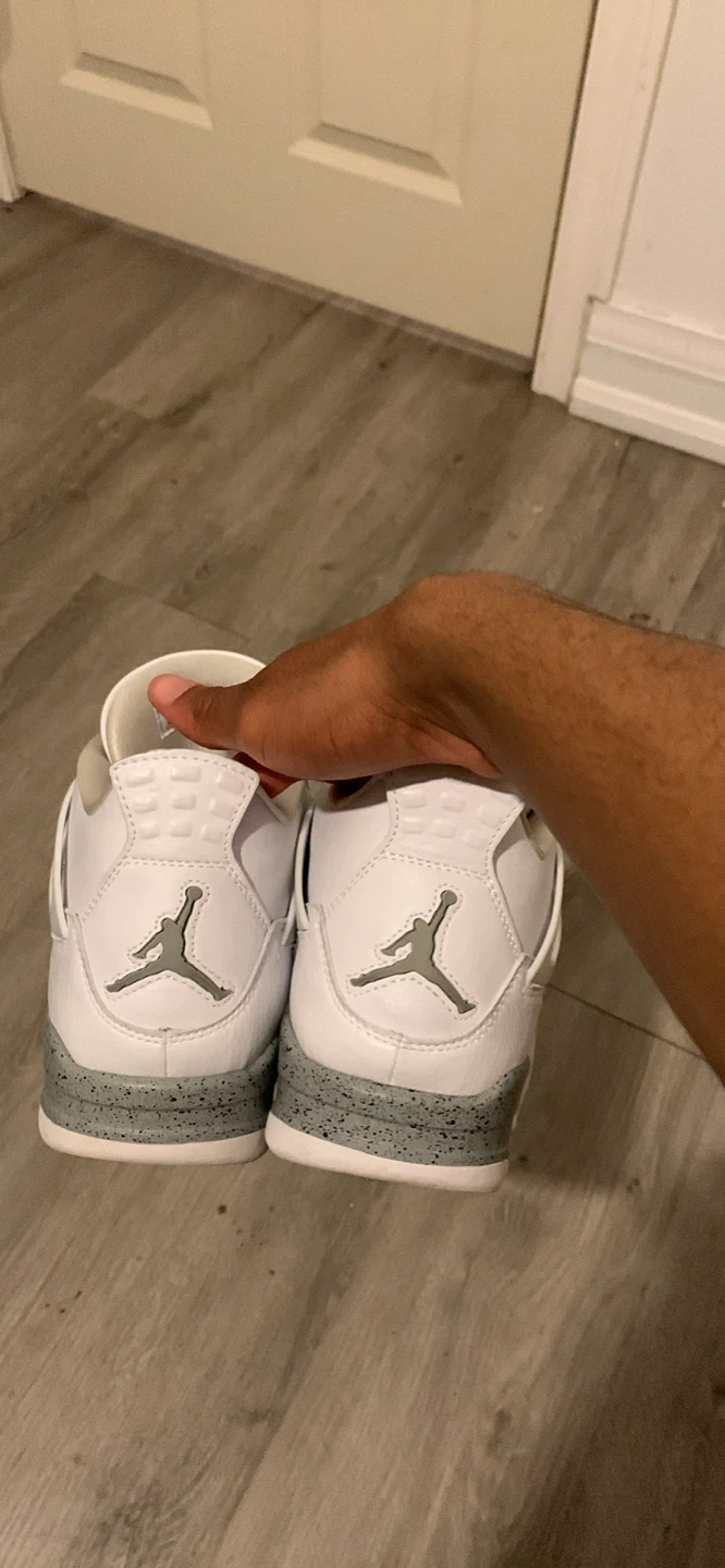 Jordan 4 Retro White Oreos - photo 4