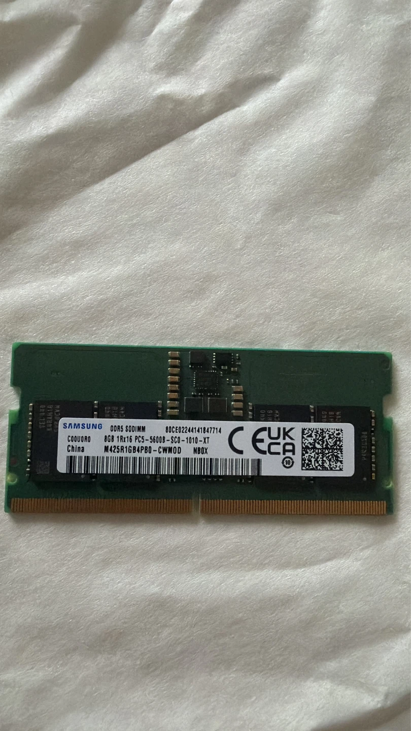 Samsung 8GB DDR5 SODIMM RAM (PC5-5600B)
