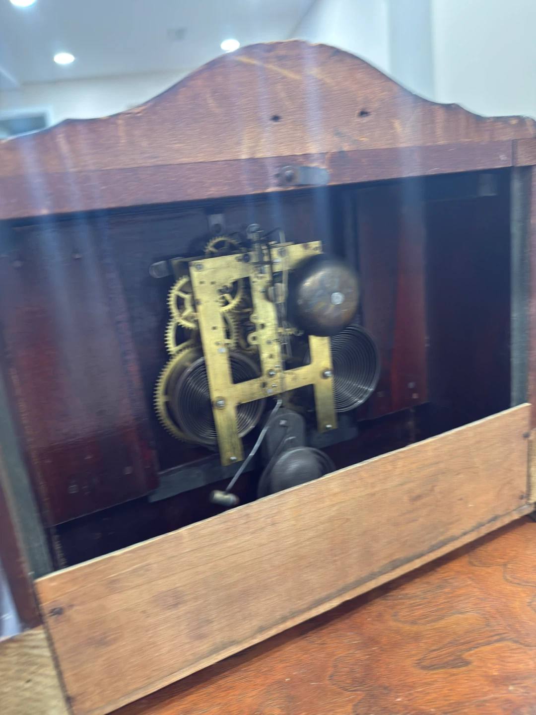 Antique Wooden Mantel Clock - photo 2