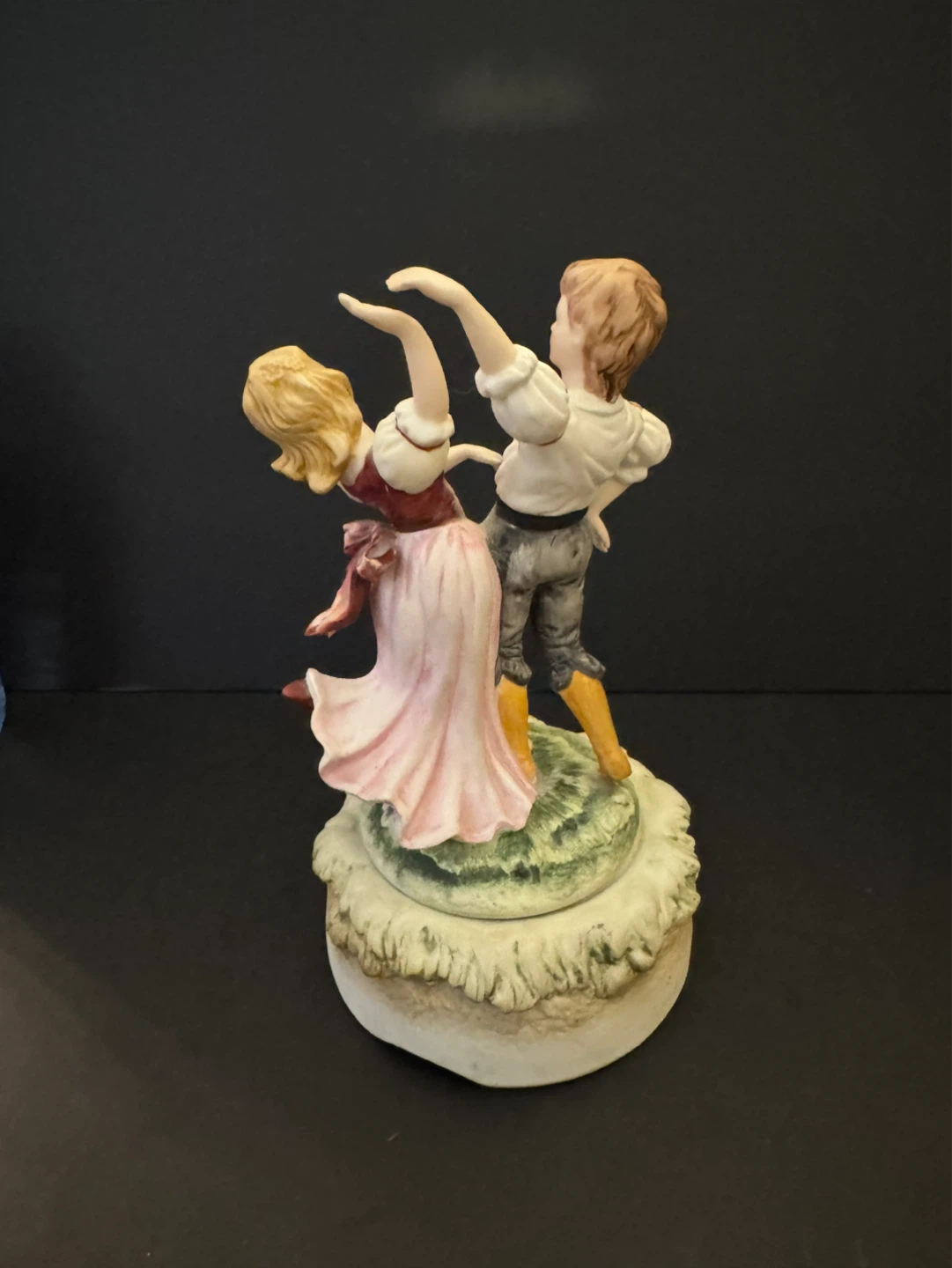Lefton Musical Dancing Couple Figurine - photo 2