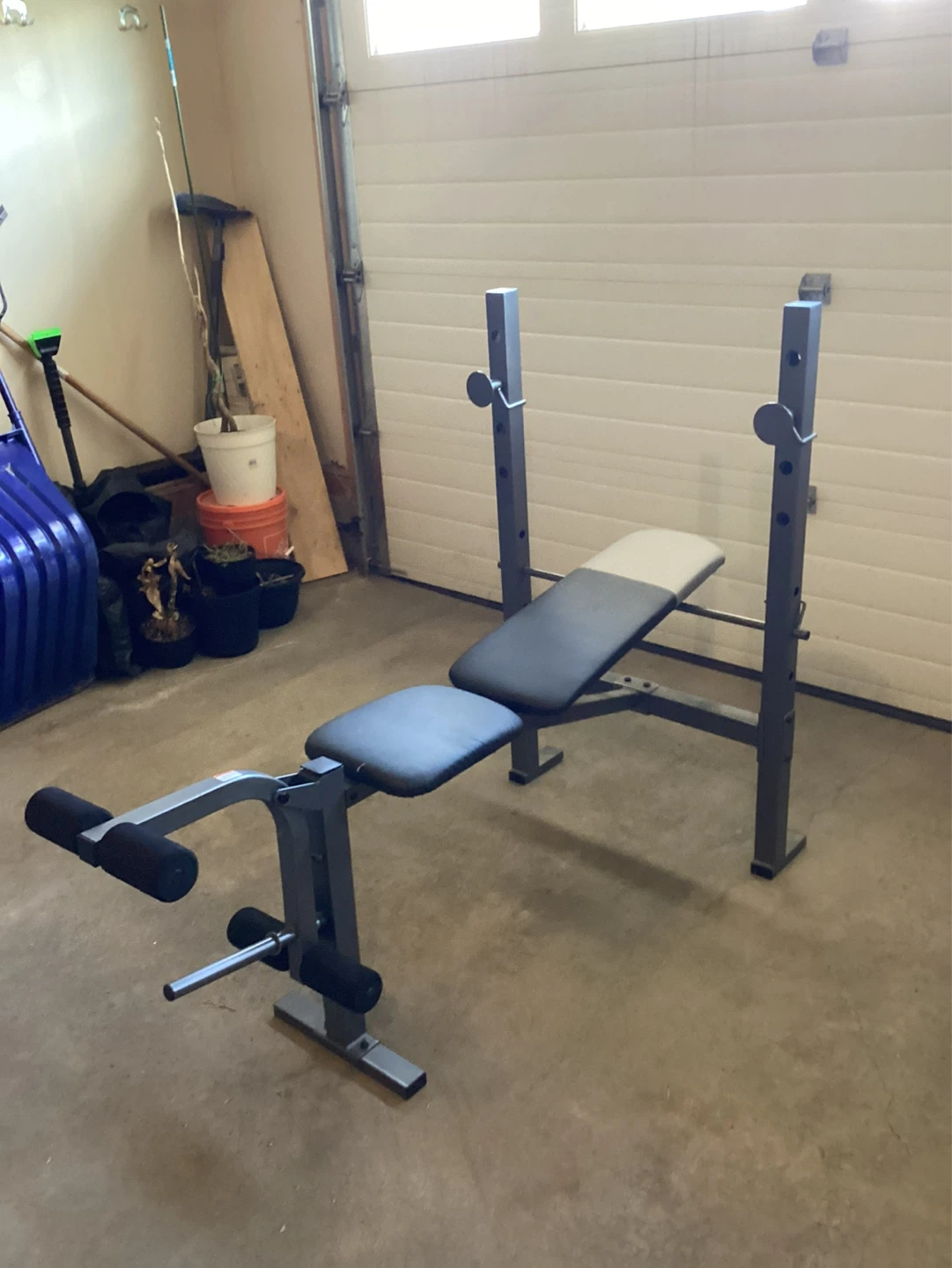 Adjustable Weight Bench with Leg Curl + Curling Bar - photo 2