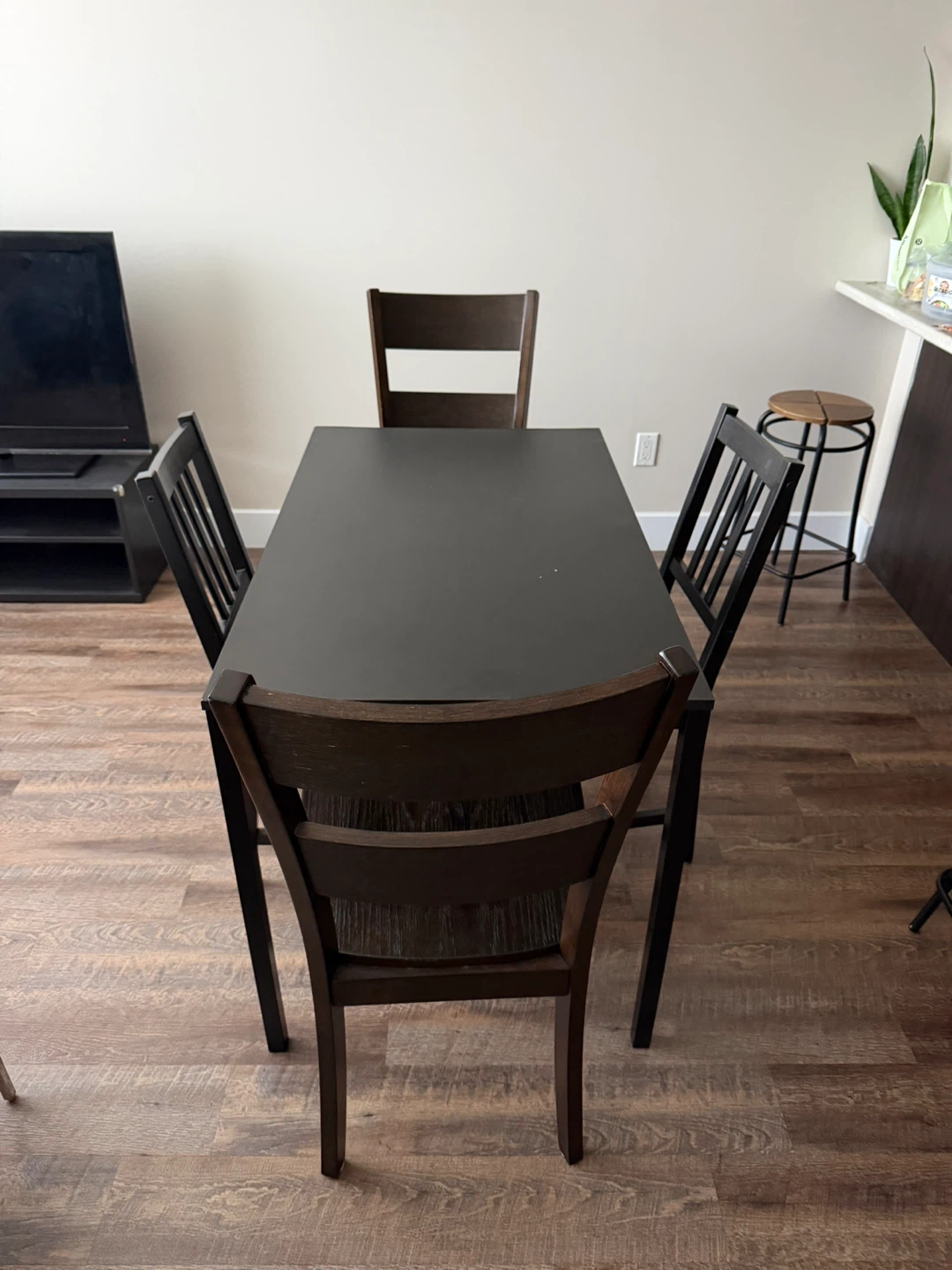 Dining Table and 4 Chairs Set - photo 2