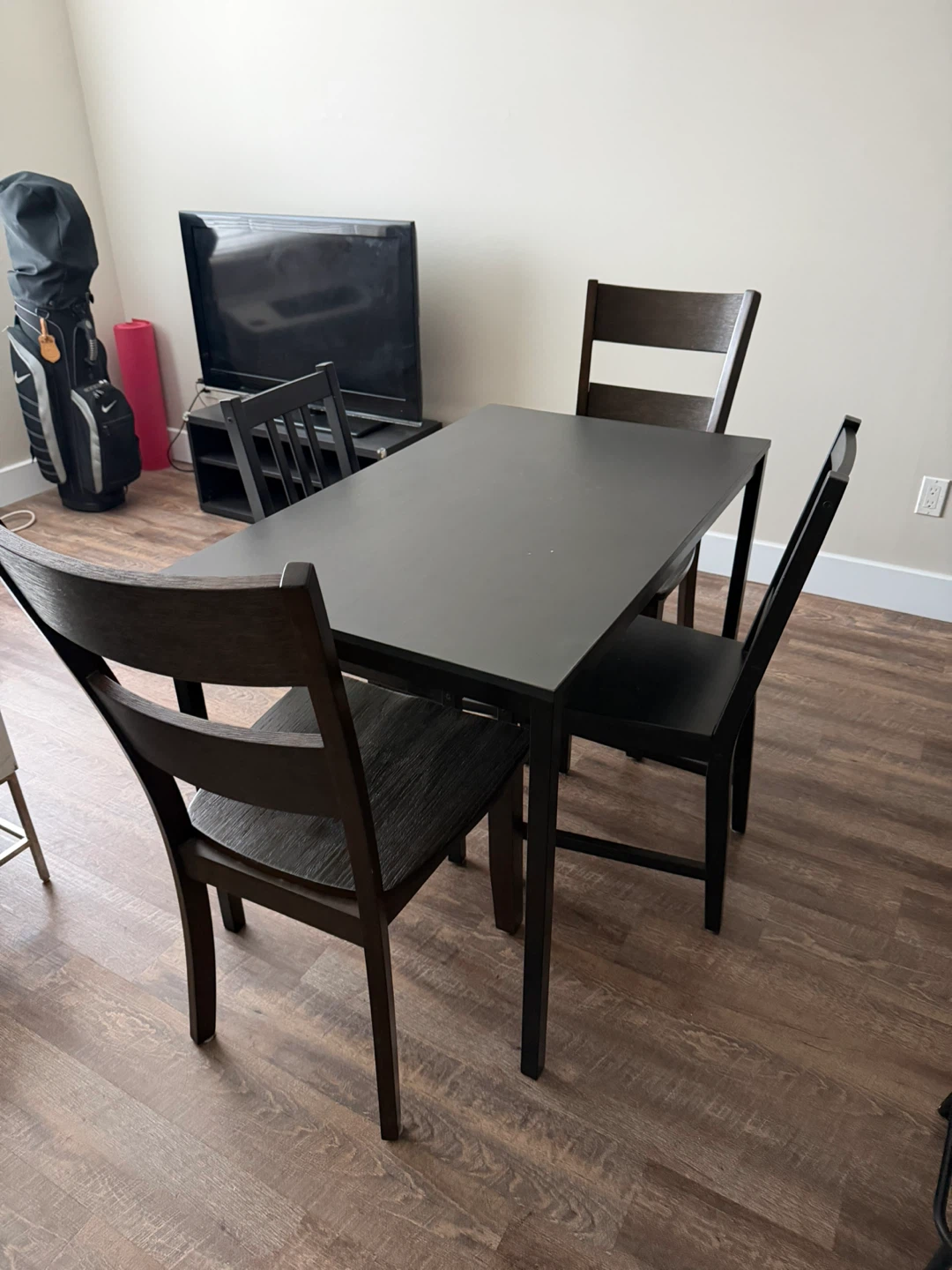 Dining Table and 4 Chairs Set