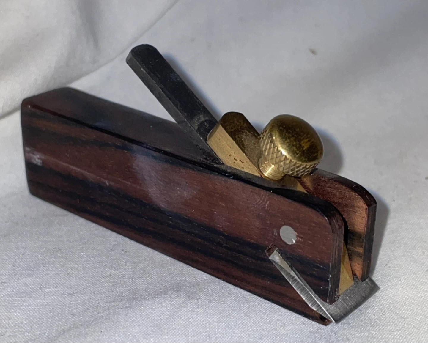 Lee Valley Miniature Hand Chisel Plane, Ebony - photo 2