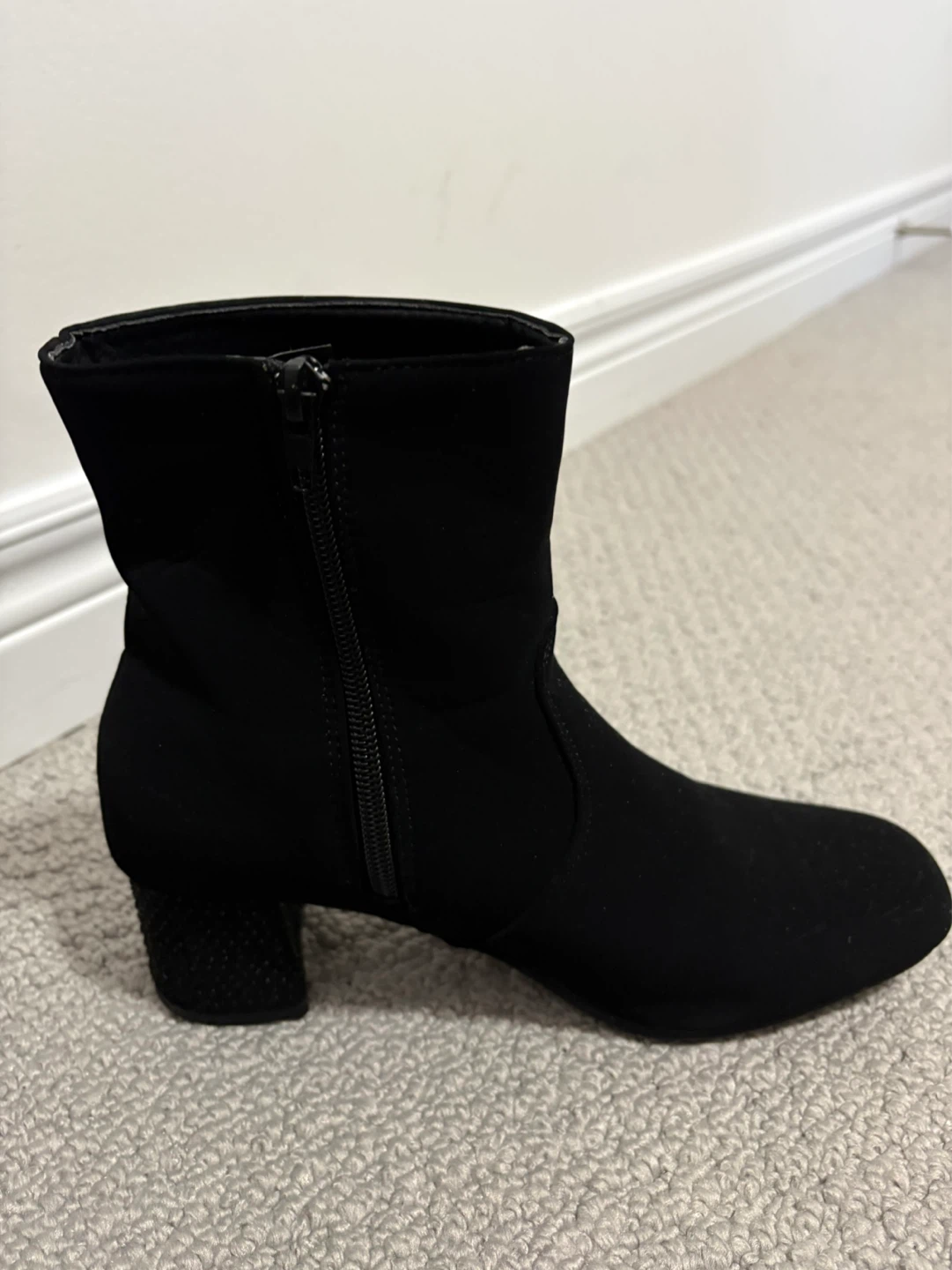 Women’s Black Heeled Ankle Boots – Size 8 - photo 3
