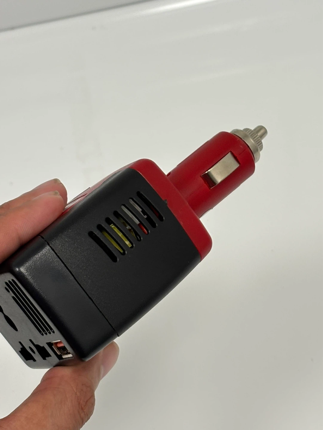 Car Inverter 150W with USB Port - photo 5