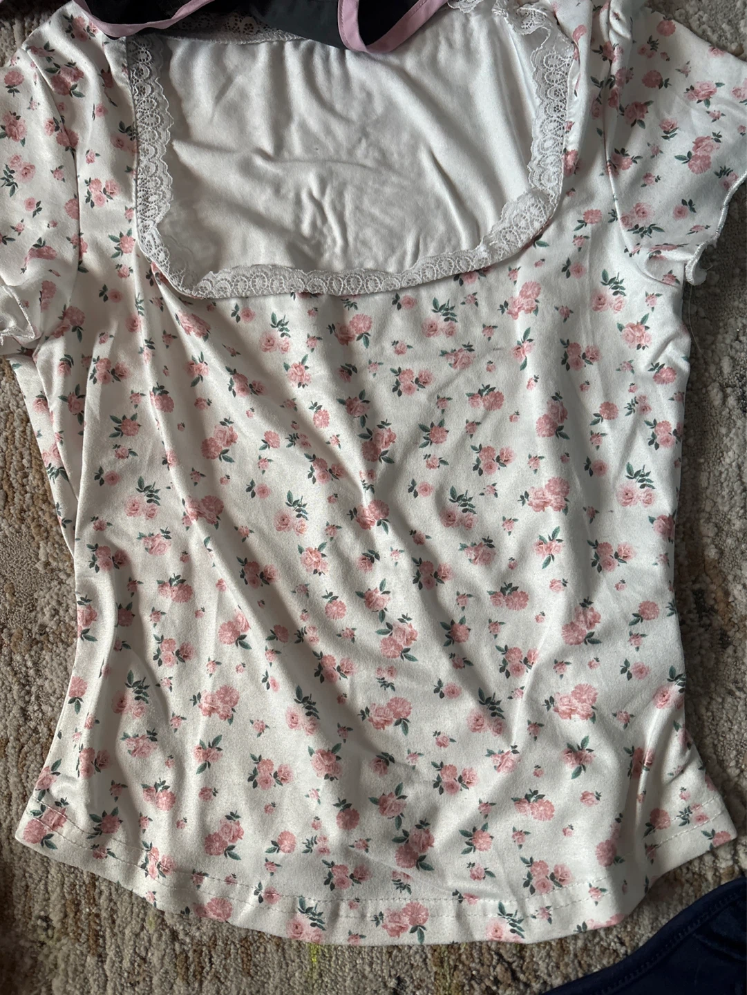 Assorted Women's Tops and pants - photo 2