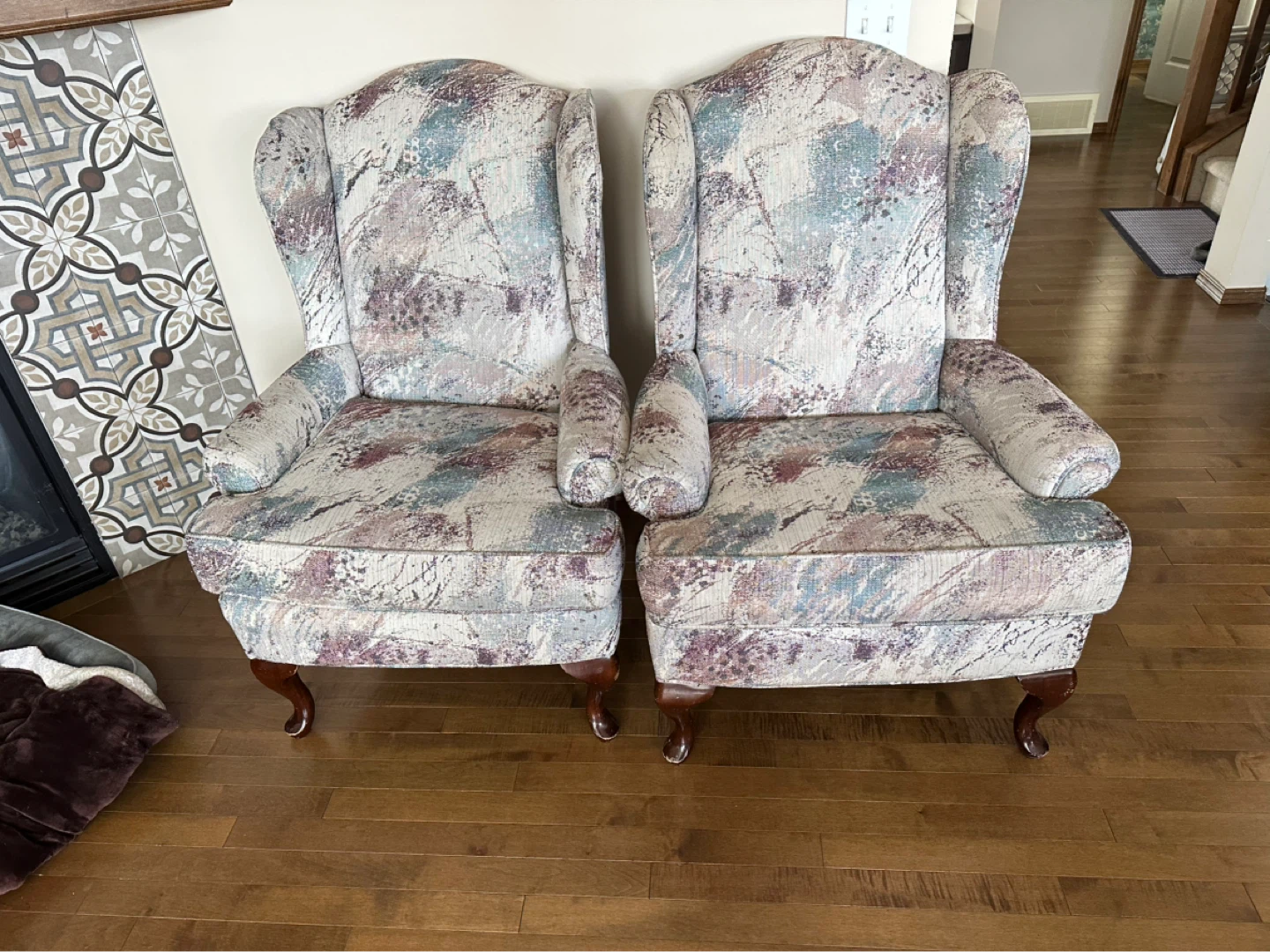 Wingback Armchairs (Set of 2)