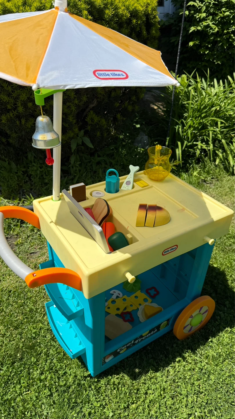 Little Tikes Play set check more pictures