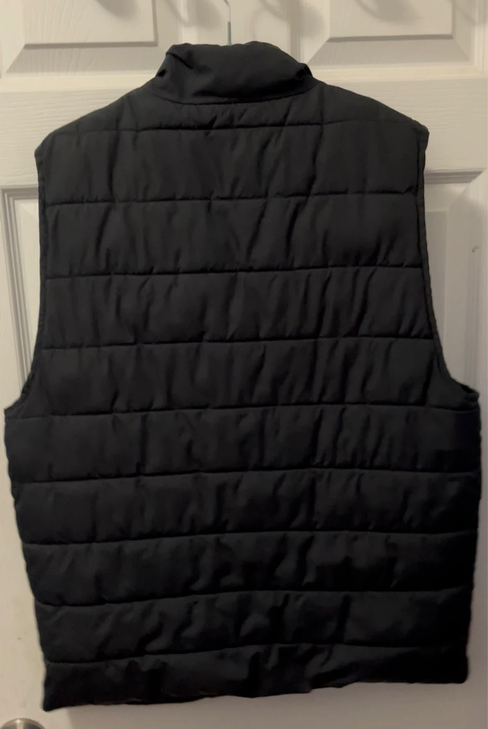 GAP Men's Black Puffer Vest Size L - photo 2