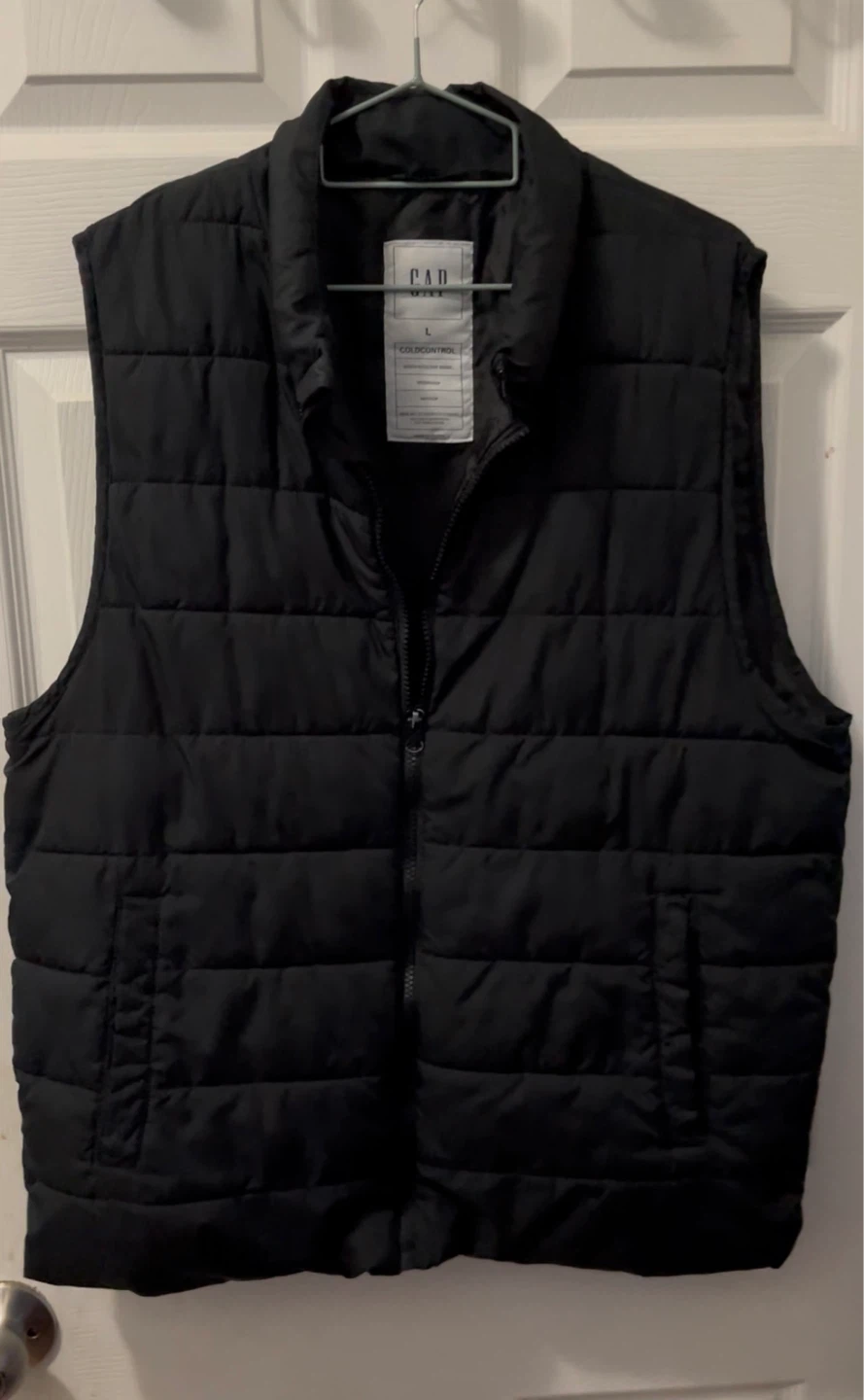 GAP Men's Black Puffer Vest Size L