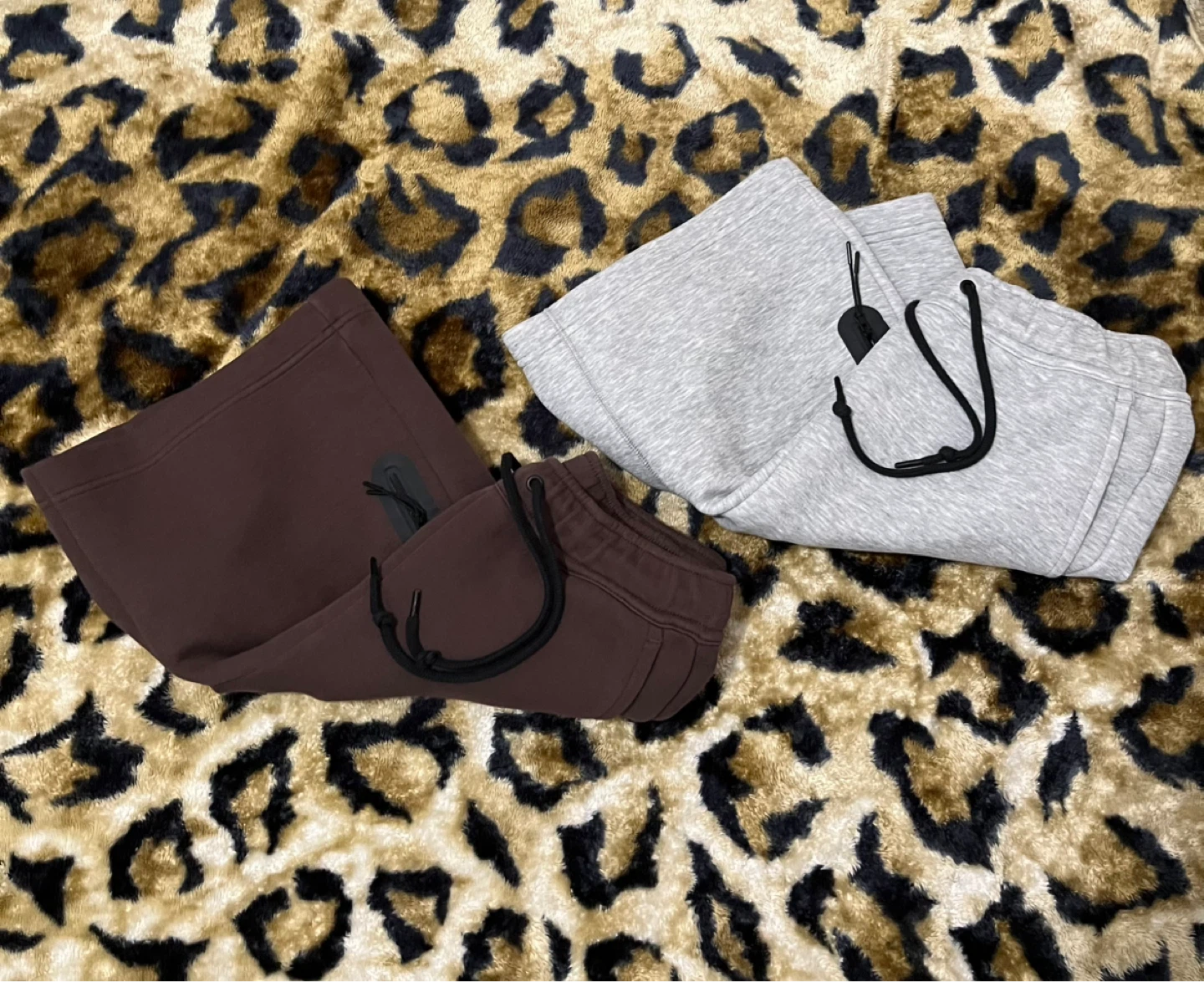 Nike Tech Fleece Shorts - Brown & Grey - photo 2