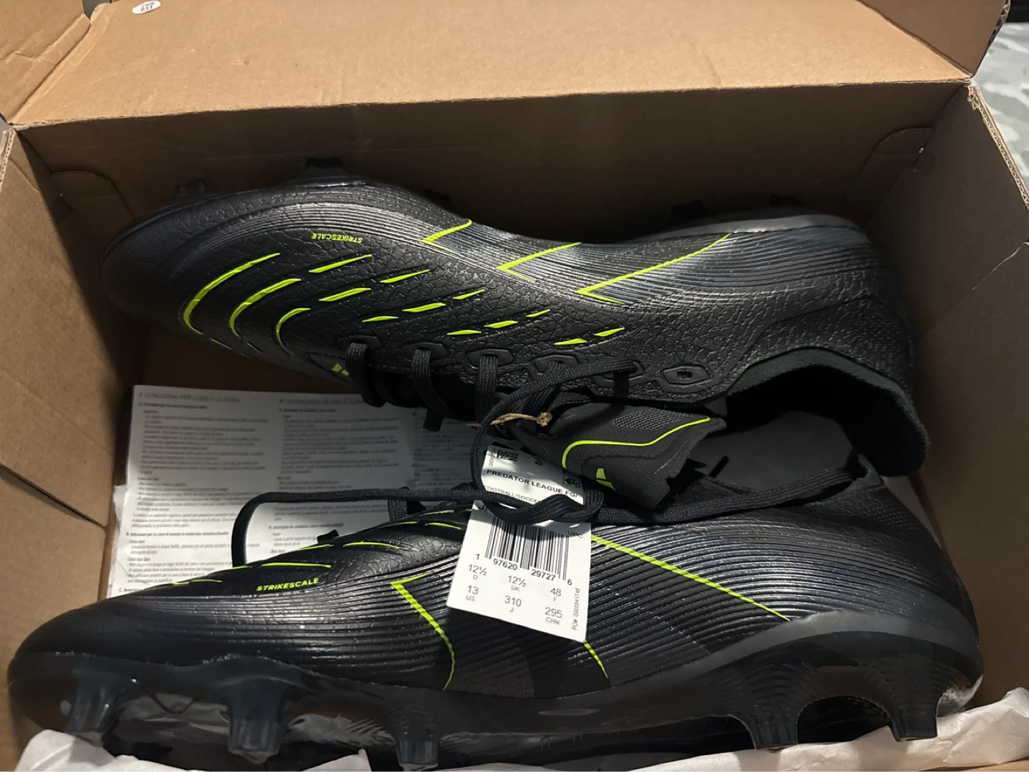 Adidas Predator League FG/MG Football Cleats