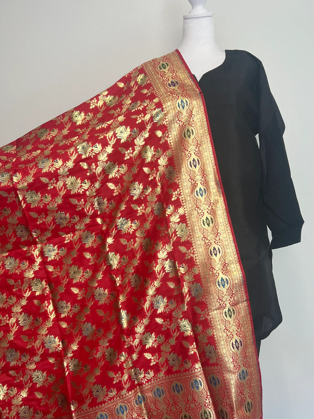 Banarasi Silk Dupatta Scarf - Green, Pink, Red - photo 5