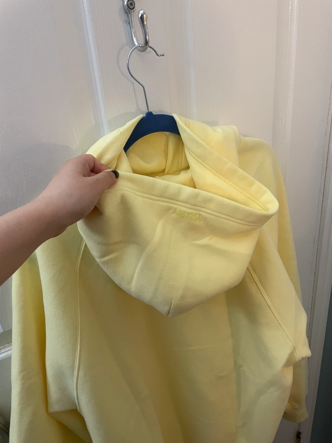 ARITZIA Sweatfleece Mega Fit Hoodie - Light Yellow - photo 2