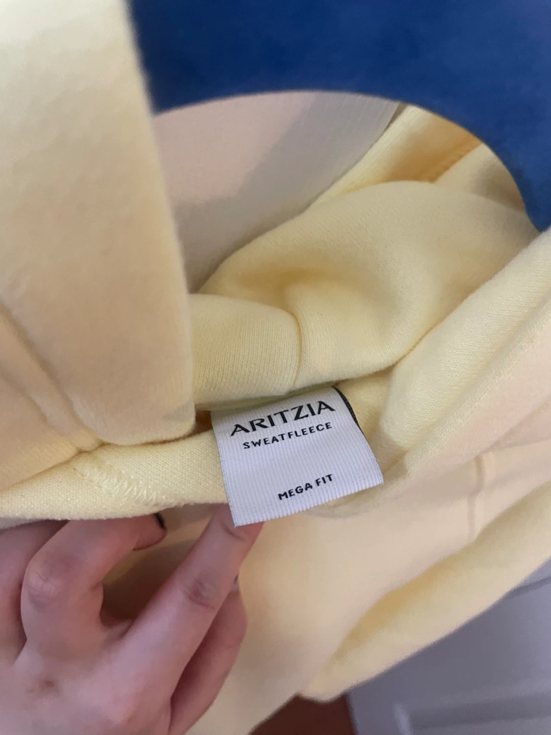 ARITZIA Sweatfleece Mega Fit Hoodie - Light Yellow - photo 5
