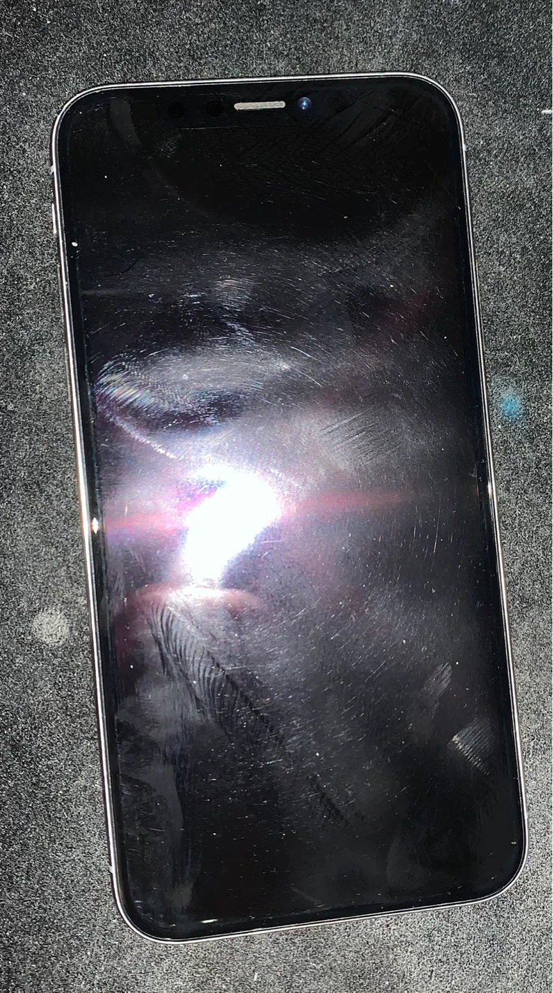 IPHONE X (Cracked Back - All Works)