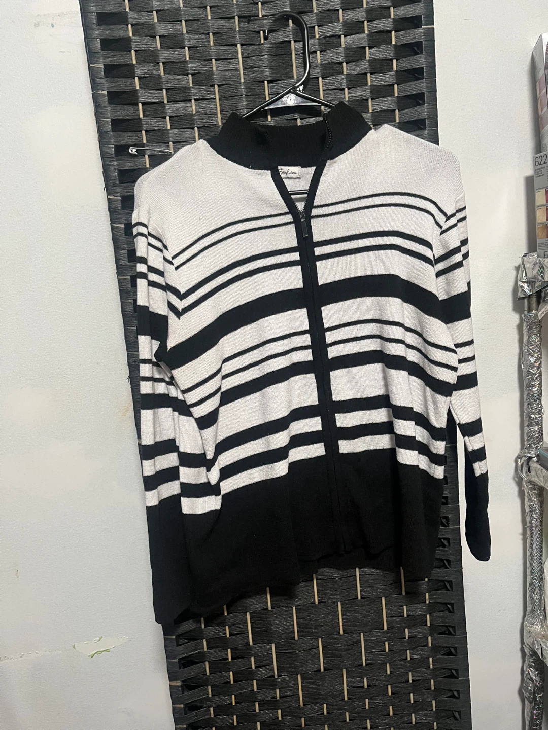 T.C. Fashions Zip-Up Striped Sweater size M or l - photo 2