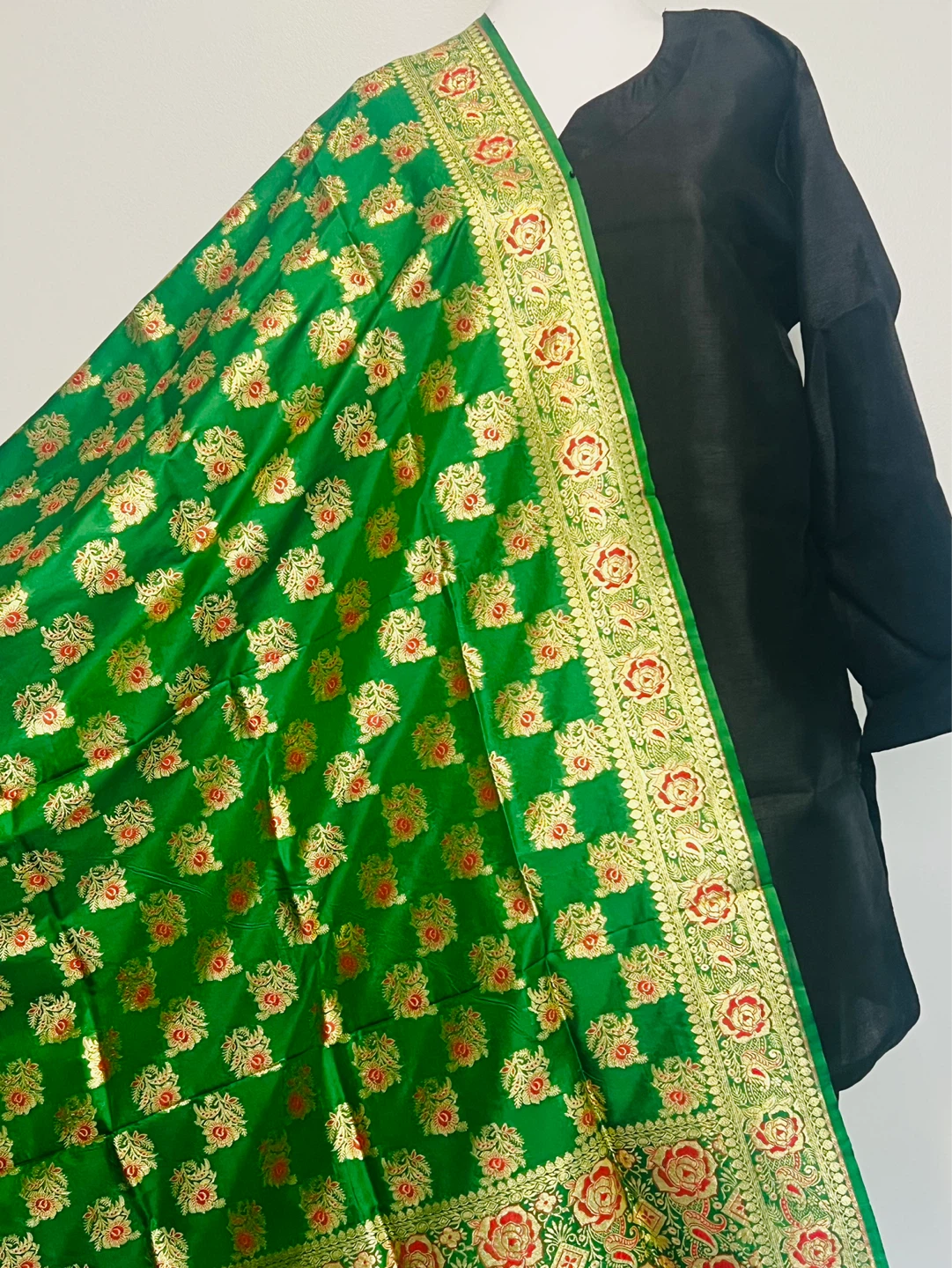Woven Banarasi Silk Dupatta - photo 5