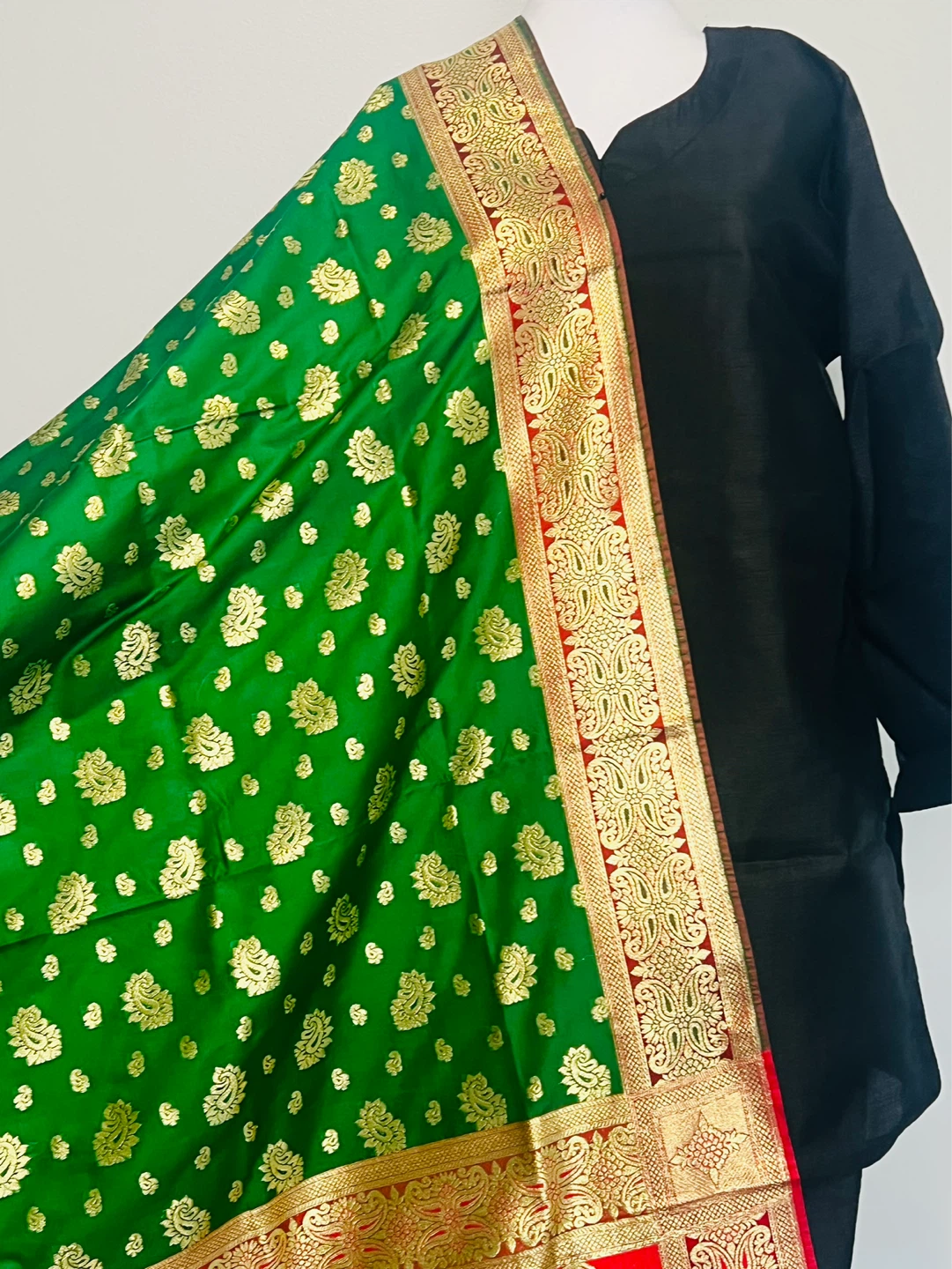 Green and Gold Banarsi Dupatta