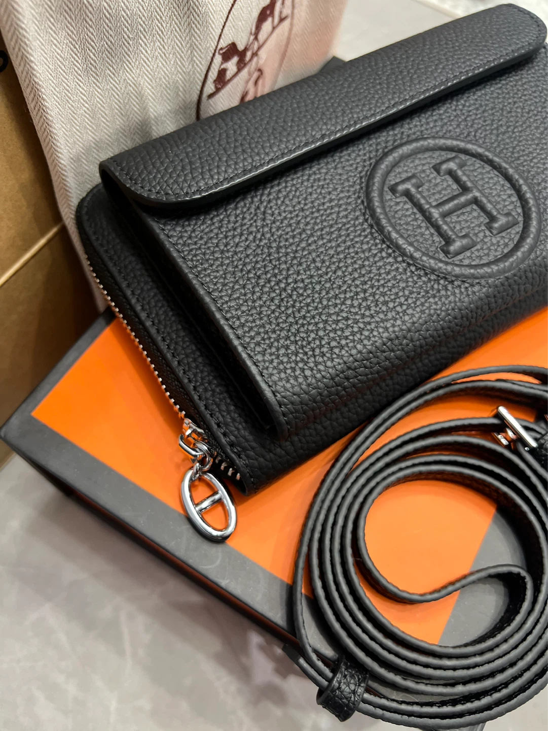 Hermes Black Leather Wallet with Strap - photo 3