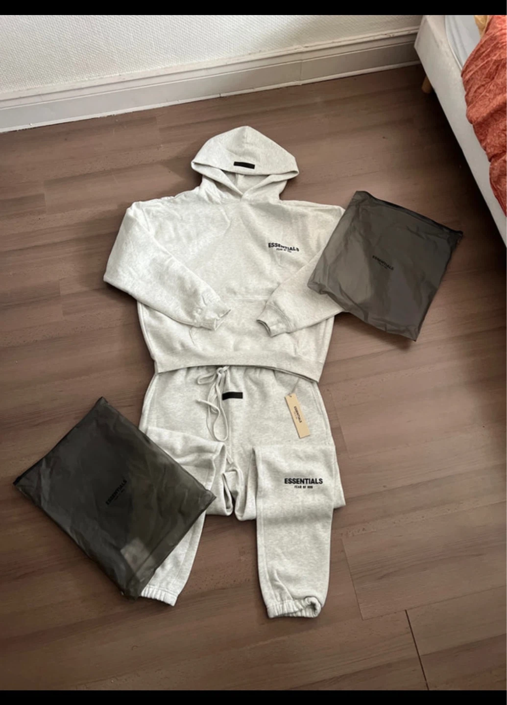 ESSENTIALS Fear of God Grey Hoodie and Sweatpants Set