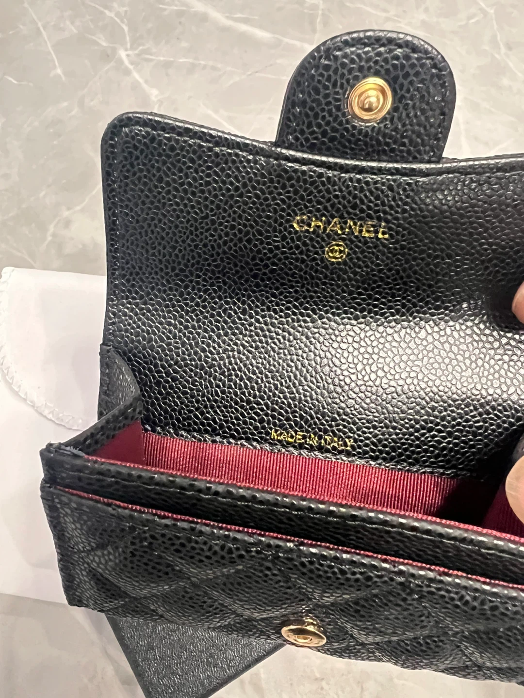 CHANEL Black Caviar Leather Card Holder Case - photo 4
