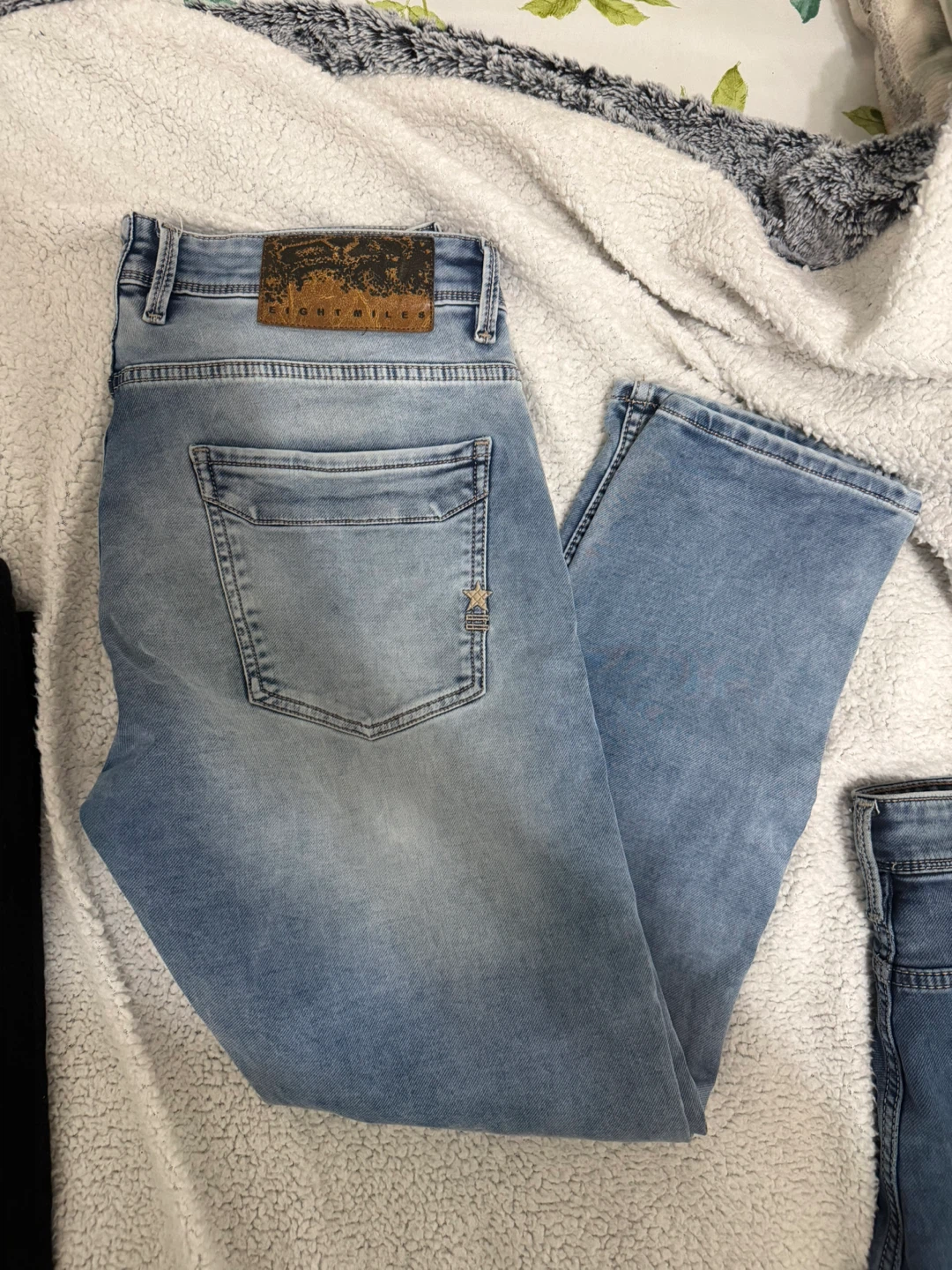 Eight Miles Jeans Size 36 - photo 3