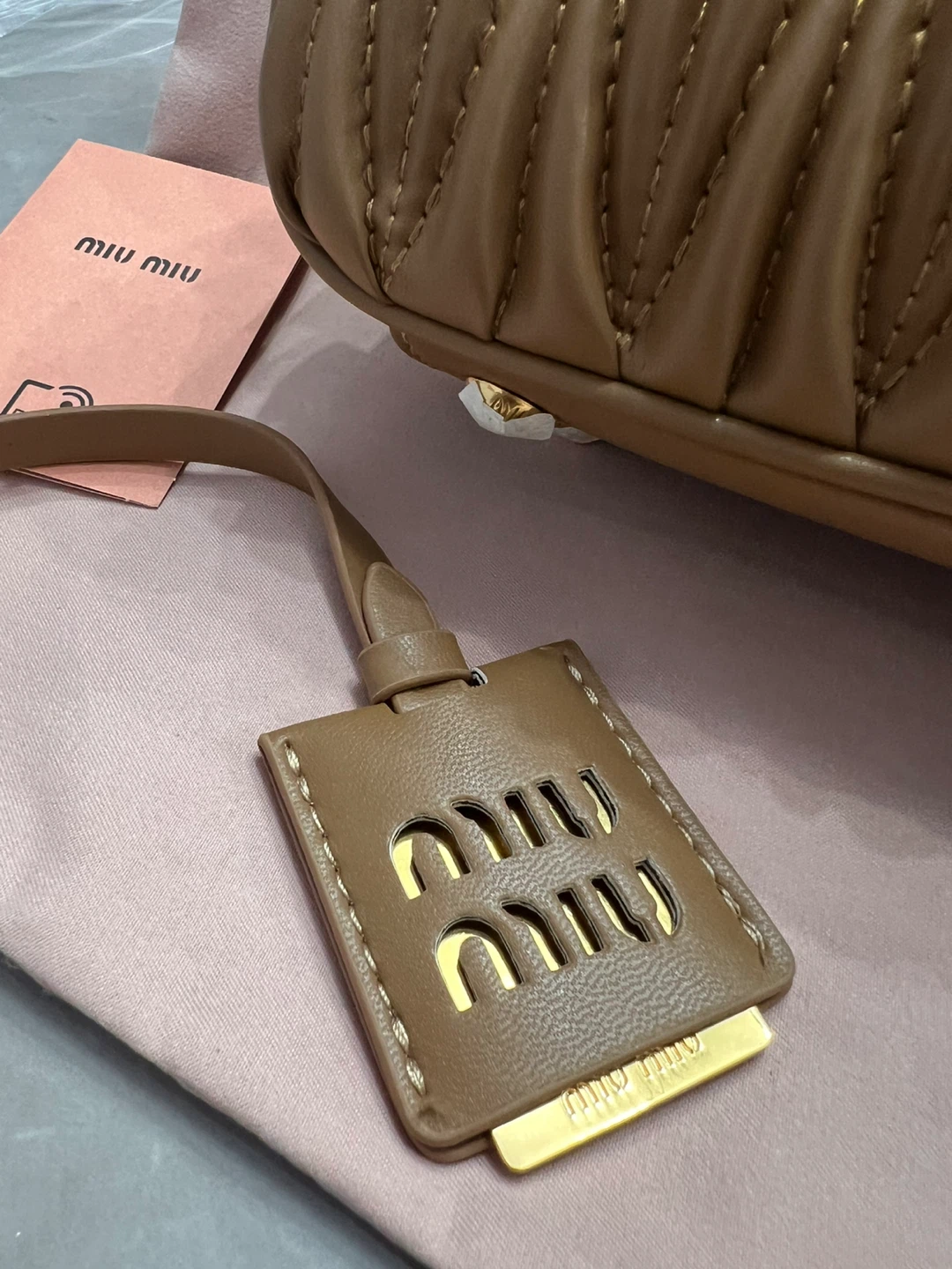 Miu Miu Leather Matelassé Shoulder Bag - Cognac - photo 4