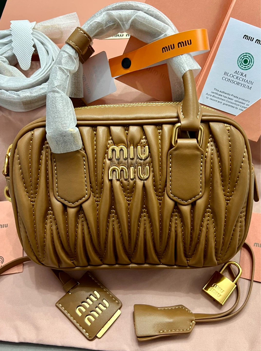 Miu Miu Leather Matelassé Shoulder Bag - Cognac