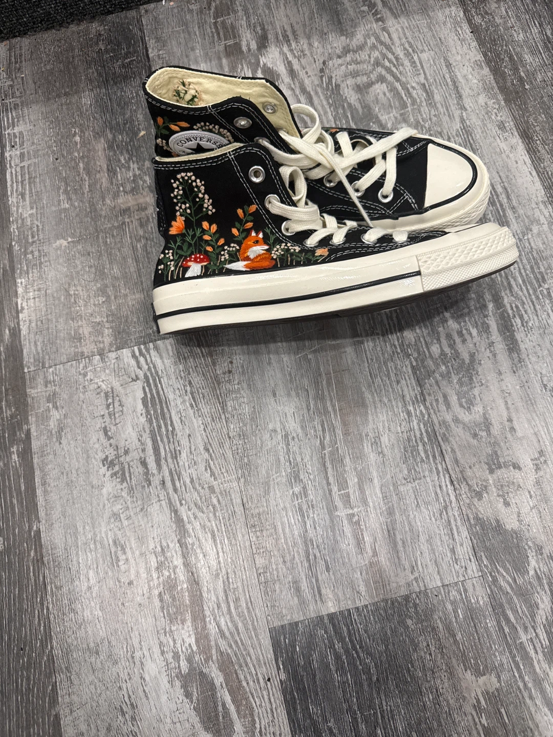 Converse Chuck Taylor All Star High Top Embroidered Flowers