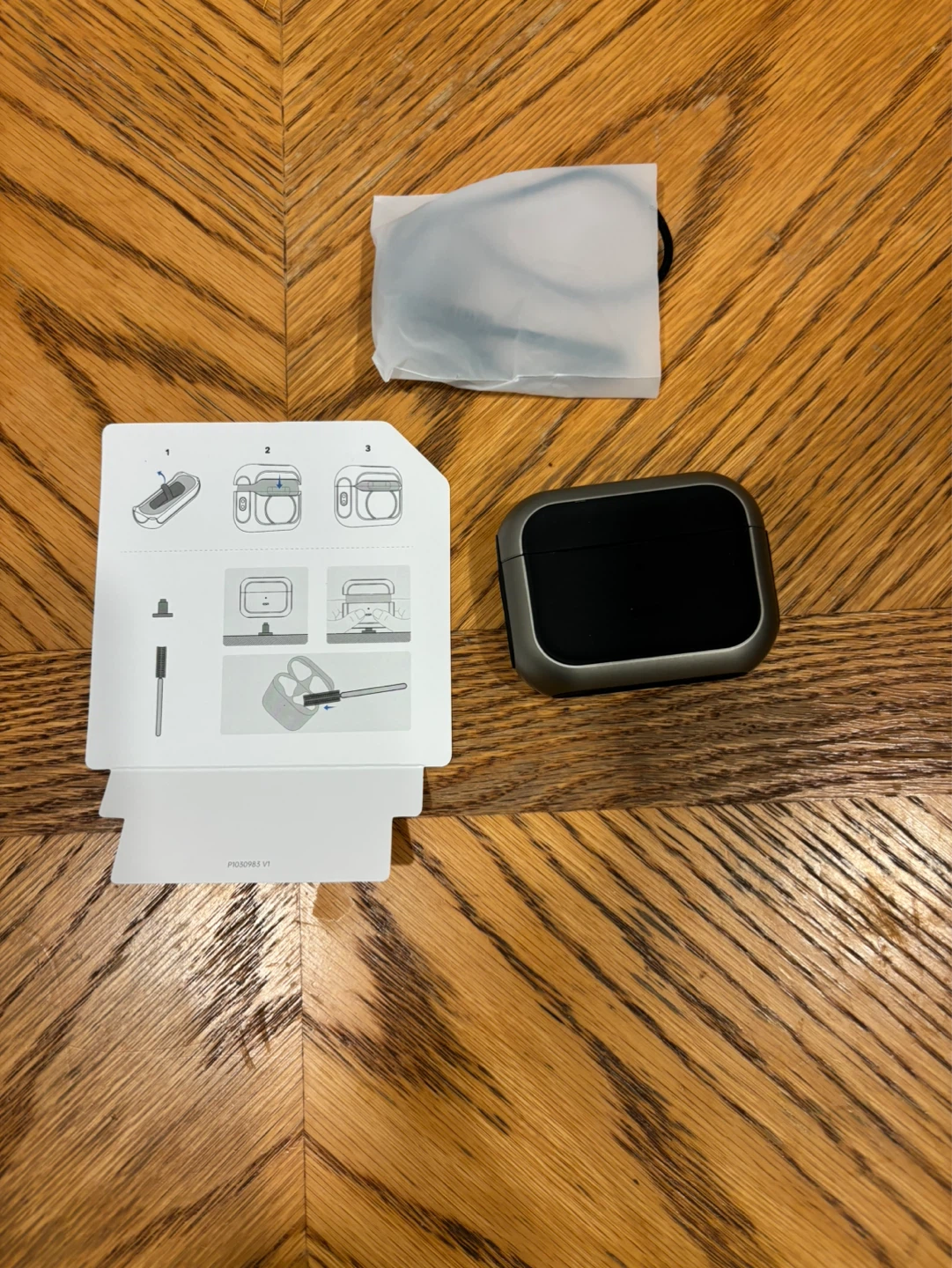 ESR Hybrid Magnetic Case for AirPods Pro 3 - photo 4