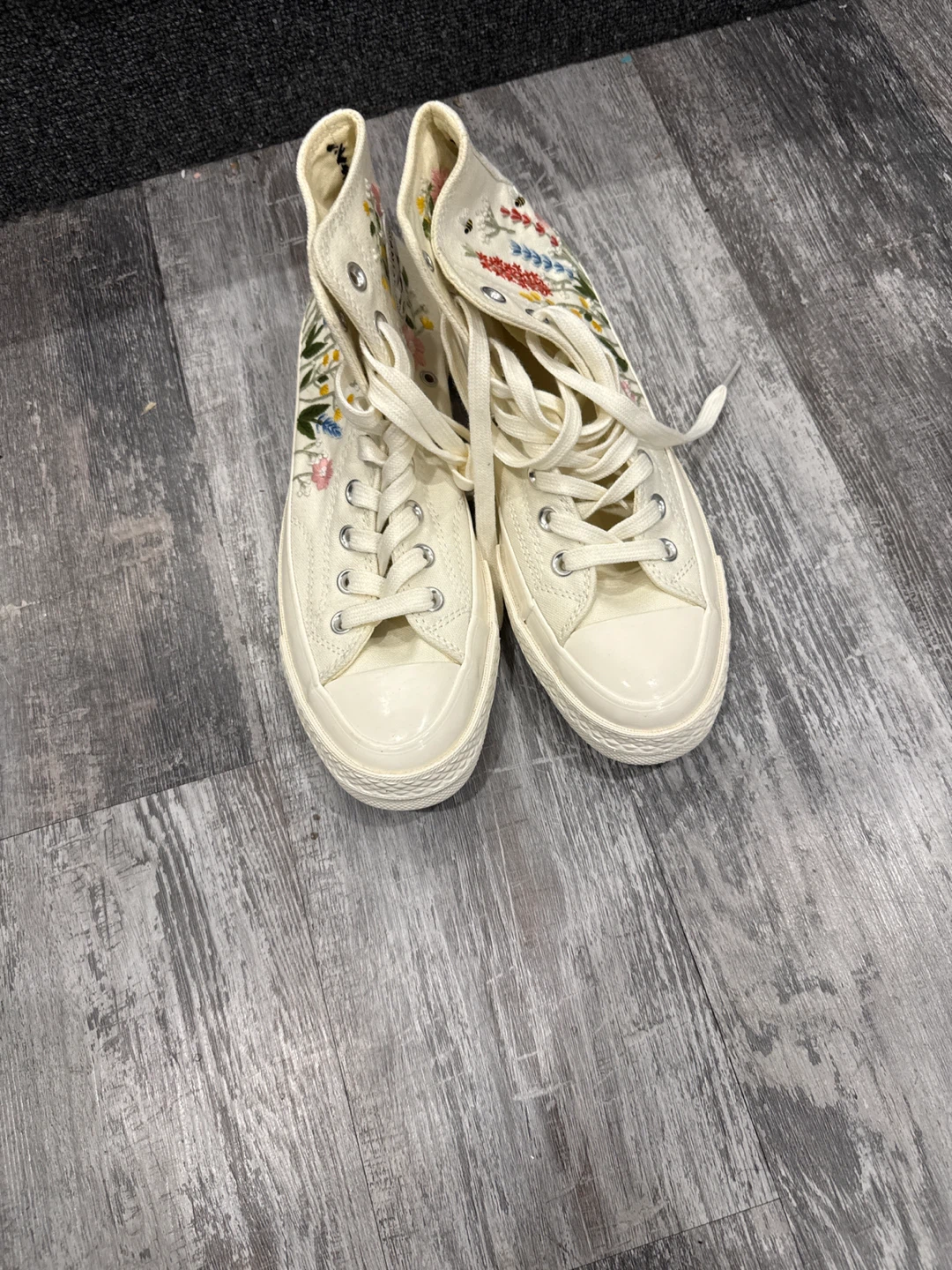 Converse Chuck Taylor All Star  Embroidered Floral Sneakers - photo 2