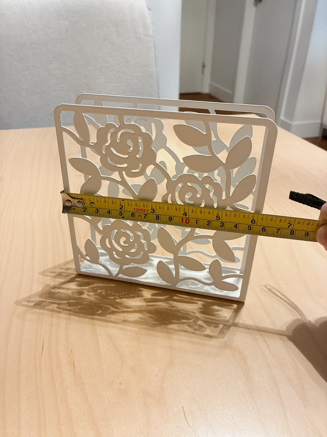 White Metal Napkin Holder with Floral Design - photo 2