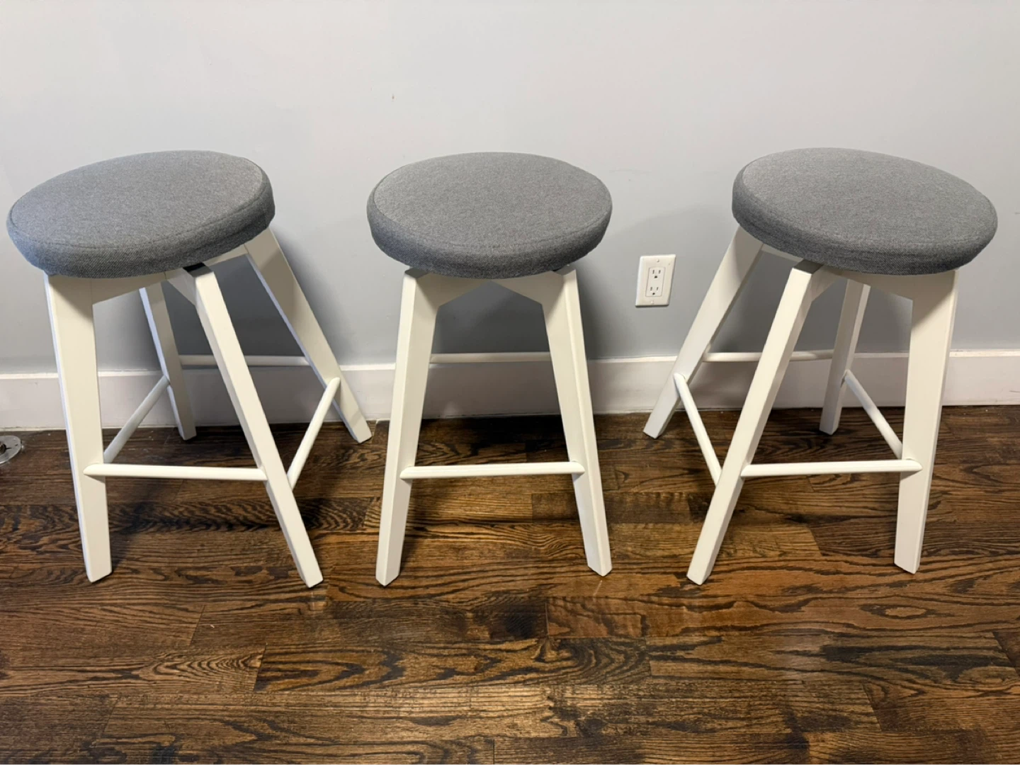 Counter Height cushioned barstools with 360 swivel