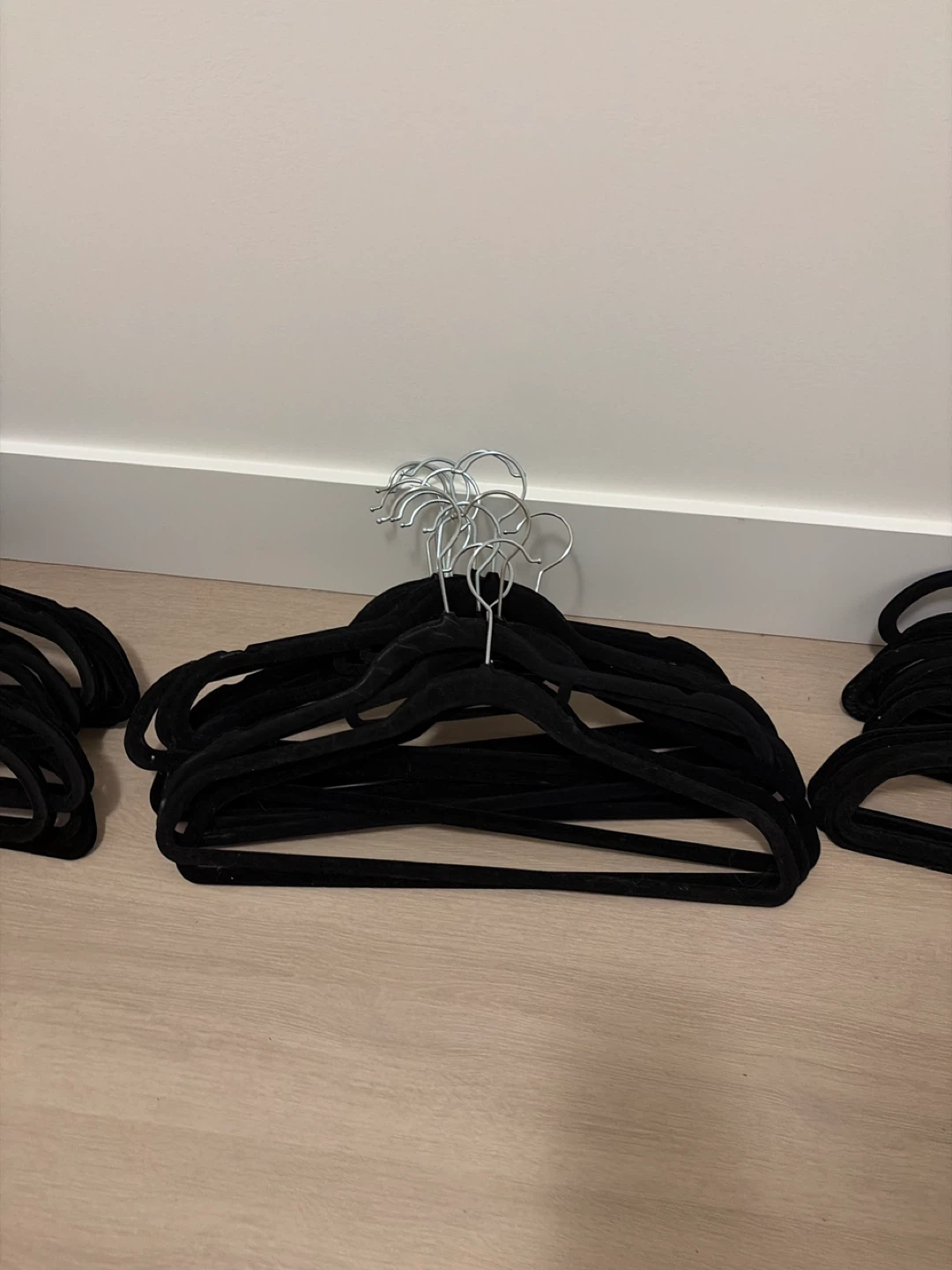 Black Velvet Hangers - Set of 20 - photo 2
