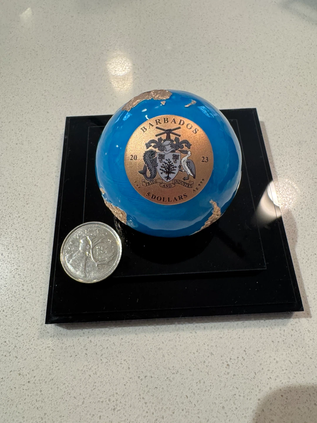 2023 Barbados Blue Marble Glow-in-the-Dark 3 oz .999 Silver Coin - photo 3