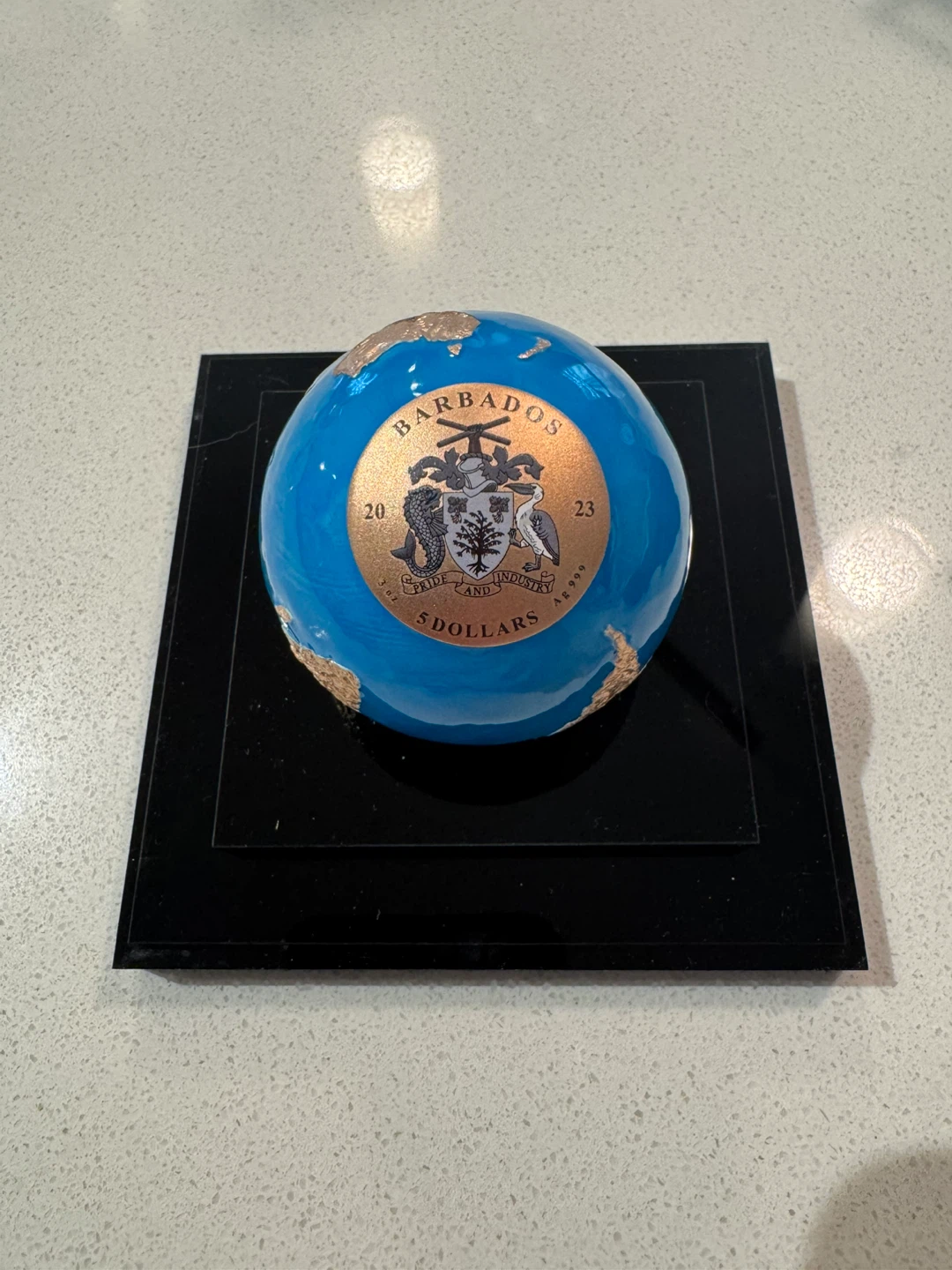 2023 Barbados Blue Marble Glow-in-the-Dark 3 oz .999 Silver Coin - photo 2