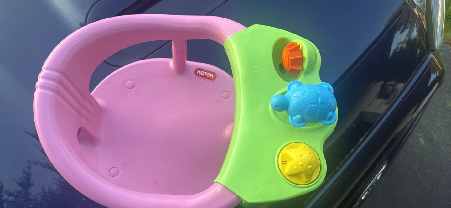 KETER Pink Baby Bath Seat with Toys